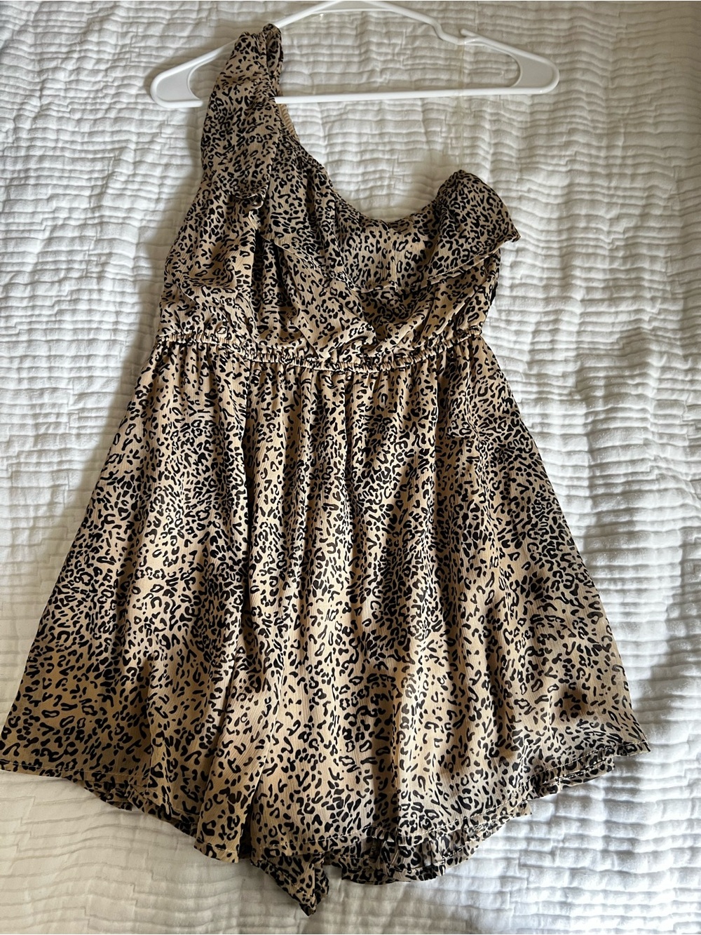 Trixxi Leopard Print One-Shoulder Romper in Tan and Black